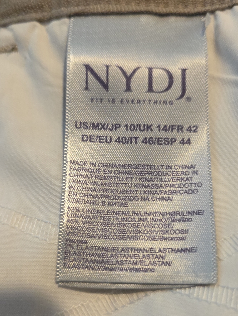 NYDJ Women's Straight-Leg Cropped Chinos in Taupe - Picture 4 of 4